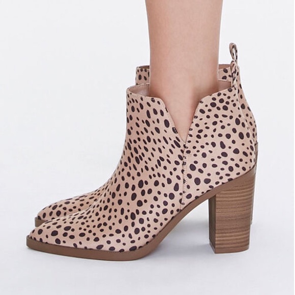. Forever 21 Cheetah Pointed Heeled Ankle Booties - Picture 6 of 16